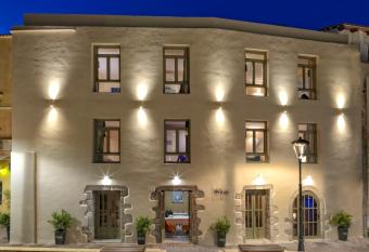 Fileas Art Hotel allows 18 year olds to book a room