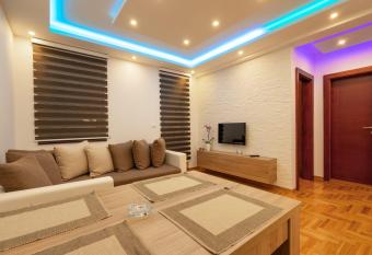 S&M Apartmani Zlatibor has Balcony rooms