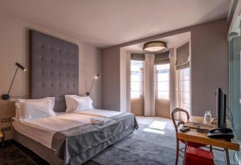 Design Hotel 36 allows 18 year olds to book a room