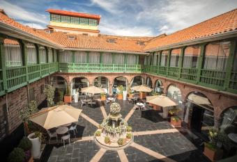 Aranwa Cusco Boutique Hotel has rooms with a private hot tub
