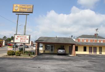 Budget Host Inn Bristol has Smoking rooms