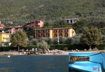 Hotel Rabay has Balcony rooms