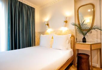 Rose Bourbon allows 18 year olds to book a room