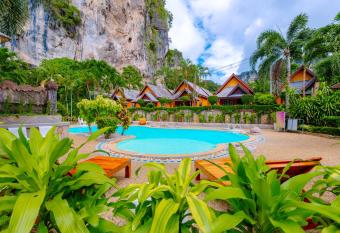 Diamond Cave Resort has Balcony rooms