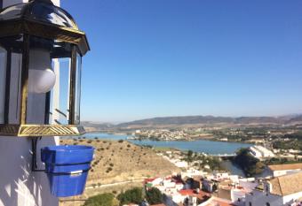 The nest in the old town has Balcony rooms