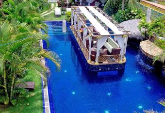 Pousada Presidente Hotel allows 18 year olds to book a room