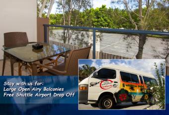 Novena Palms Motel has Balcony rooms