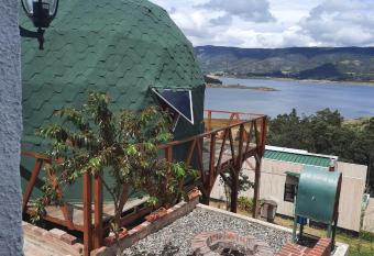 Benigno Mirador has Balcony rooms