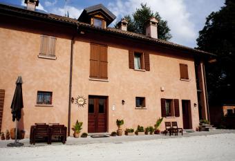 B&B Al Sole Di Cavessago has Balcony rooms