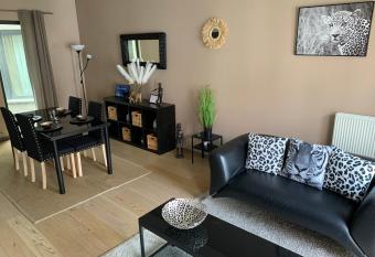 BnB Antwerp Centrum allows 18 year olds to book a room