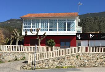 Alojamiento Camino Portugues Oia has Balcony rooms