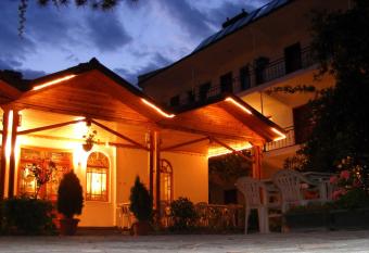 Hotel A    ko  lu has Balcony rooms