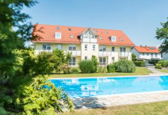 Hotel Beim Schrey has Balcony rooms