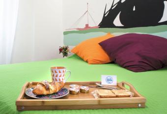 C&C bedrooms allows 18 year olds to book a room