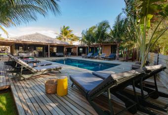 Hotel & Restaurante VilaVeraTheresa has Balcony rooms