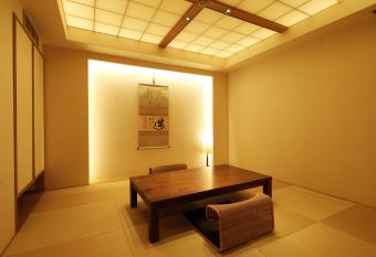 Monjusou has rooms with a private hot tub