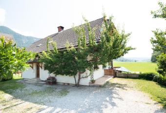Mateja House has Balcony rooms