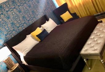 The Village Inn Hotel has Balcony rooms