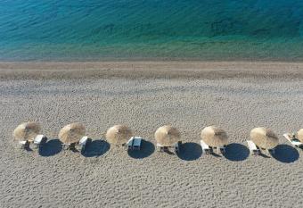 Niriides Resort has Balcony rooms