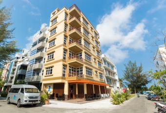 Three Inn has Balcony rooms