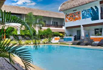 Amihan Resort has Balcony rooms