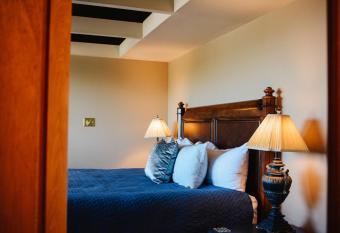Dashwood Manor Seaside Bed & Breakfast allows 18 year olds to book a room