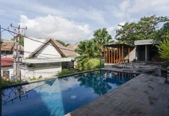 Akarsa Kokoro allows 18 year olds to book a room