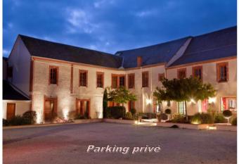 H  tel Burgevin allows 18 year olds to book a room