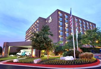 Embassy Suites by Hilton Baltimore Hunt Valley has Balcony rooms