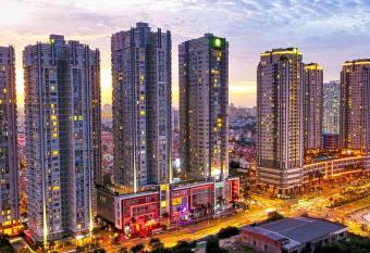 Wang Homes | Sunrise City has Balcony rooms