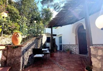 La solara has Balcony rooms