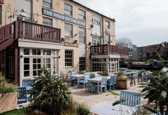 Head of the River allows 18 year olds to book a room