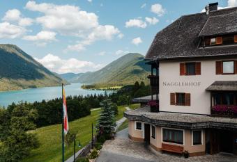 Hotel Nagglerhof am Weissensee has Balcony rooms