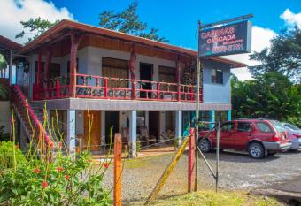 Cabinas Cascada Rio Celeste has Balcony rooms