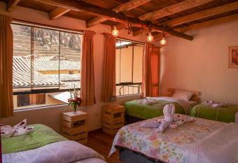 Eureka Lodge has Balcony rooms