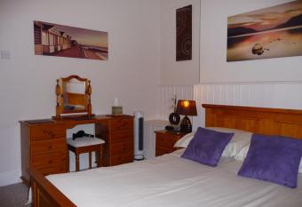 Cornubia Guest House allows 18 year olds to book a room