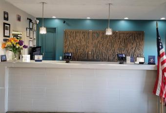 Quality Inn allows 18 year olds to book a room