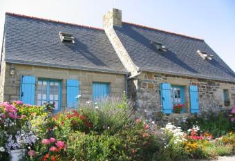 lemoign-locations has Smoking rooms