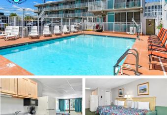 Surf Inn Suites has Balcony rooms