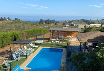 El Bucanero has Balcony rooms