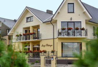 Senoji Palanga allows 18 year olds to book a room