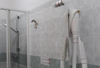 Hotel La Palazzina allows 18 year olds to book a room