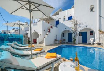 Sofia Studios has Balcony rooms