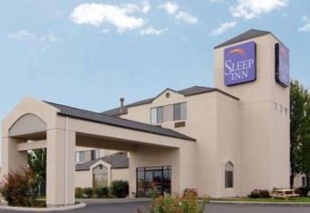 Sleep Inn Nampa near Idaho Center allows 18 year olds to book a room