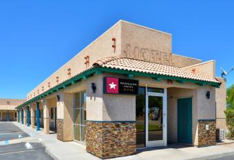 Magnuson Hotel Blythe allows 18 year olds to book a room