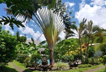 Pension De La Plage has Balcony rooms