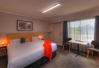 Best Western Burnie - Murchison Lodge allows 18 year olds to book a room
