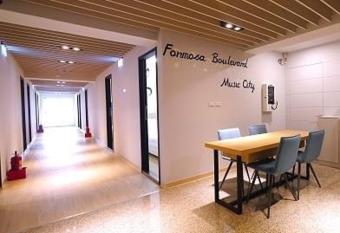 Music City Inn has Balcony rooms