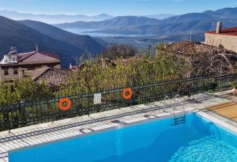Hotel Apollonia has Balcony rooms