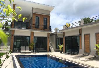 Baan Fran Sim Da has Balcony rooms